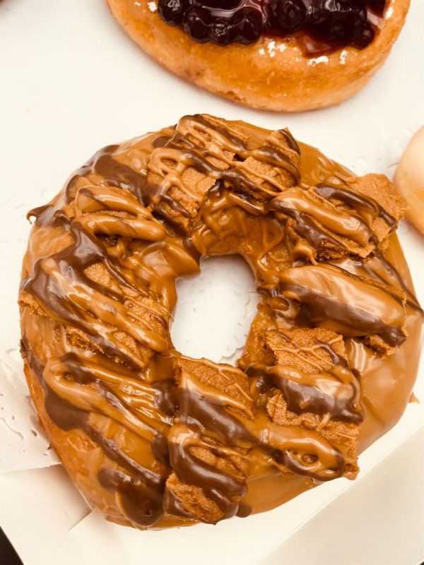 Donuts lotus - دونتس لوتس