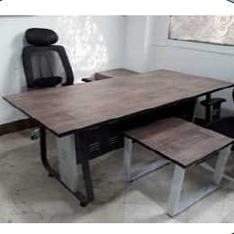 Employee Desk - مكتب موظف 