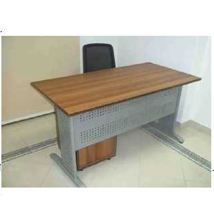 Employee Desk - مكتب موظف 